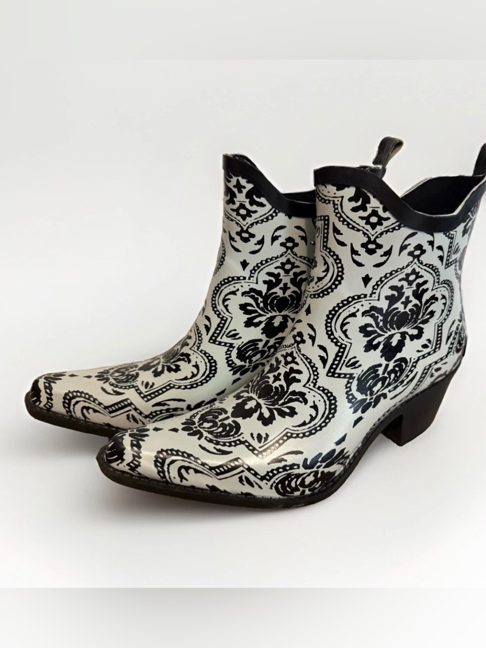 Corkys Rubber Ankle Rain Boots Black White Women’s 6 Western Pointed Toe
